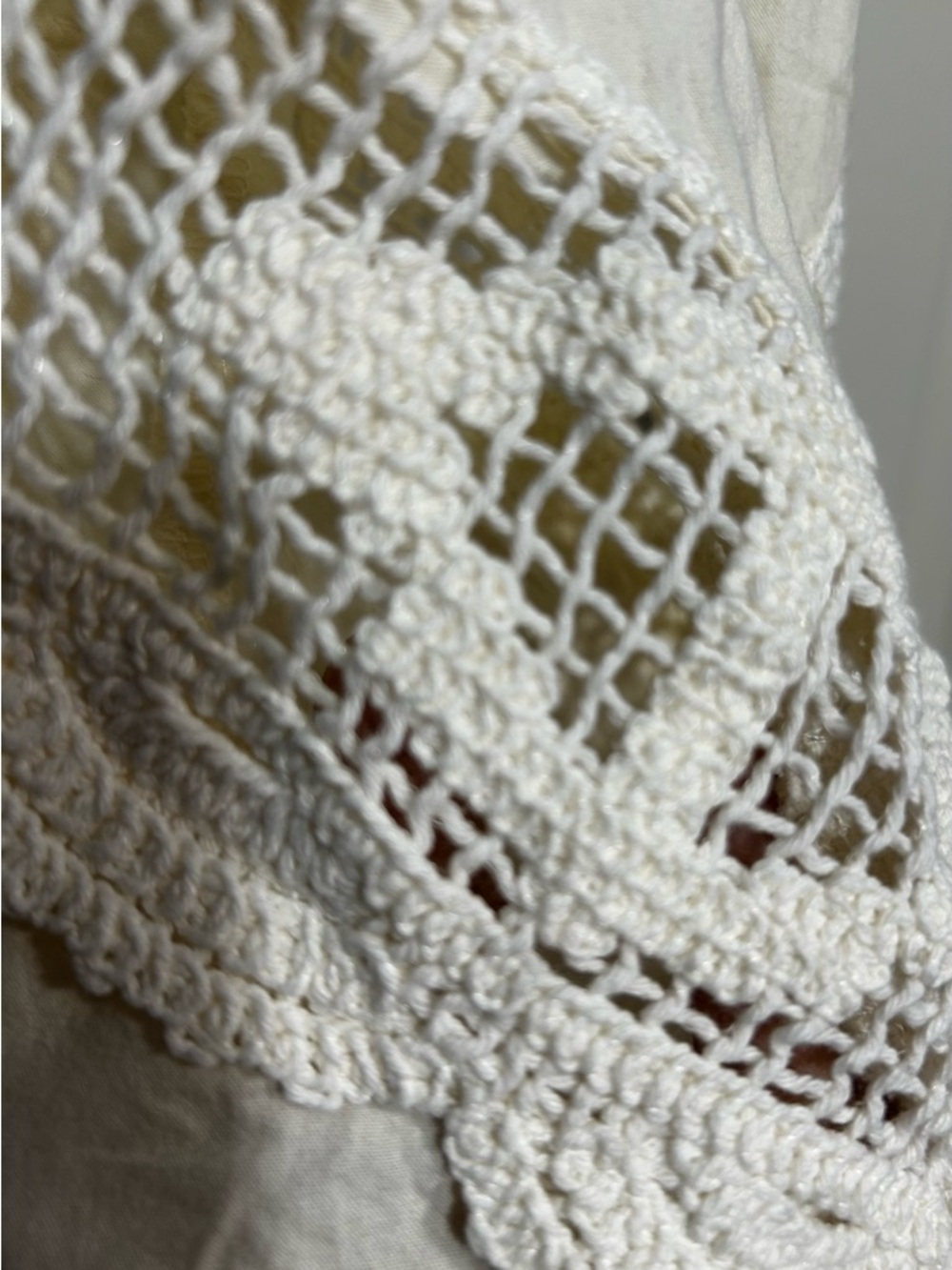 Free People Cream Crochet-Sleeve Top Flattering Scoop neck - Picture 5 of 7